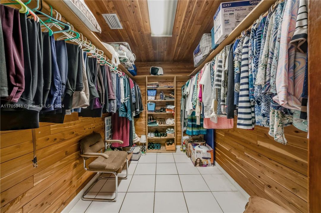 Rare to find this extra large main bedroom closet lined with cedar wood.