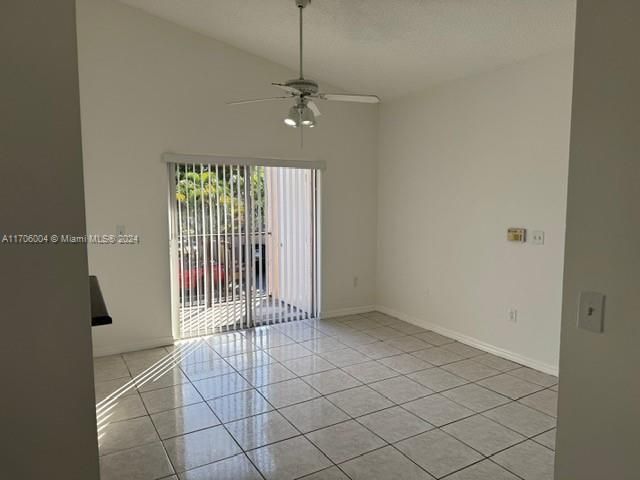 For Rent: $2,100 (2 beds, 2 baths, 854 Square Feet)