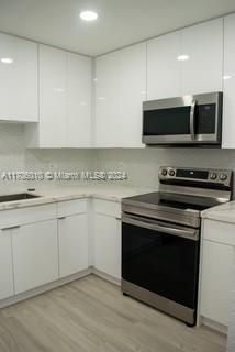 For Sale: $550,000 (2 beds, 2 baths, 1444 Square Feet)