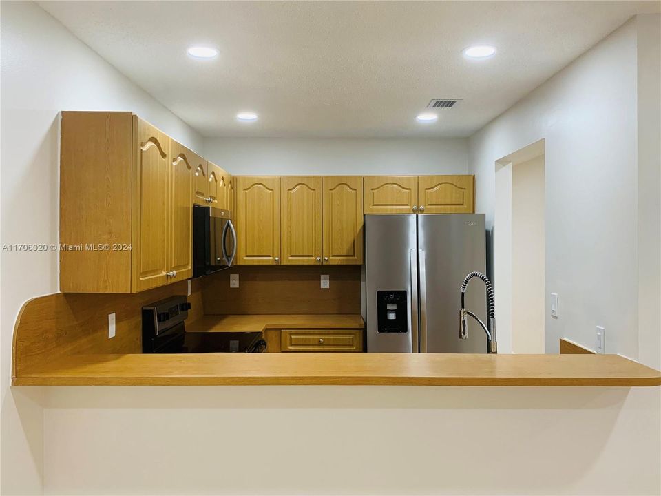 For Rent: $2,699 (2 beds, 2 baths, 0 Square Feet)