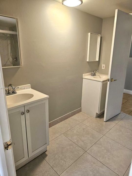 For Rent: $2,100 (2 beds, 2 baths, 1270 Square Feet)