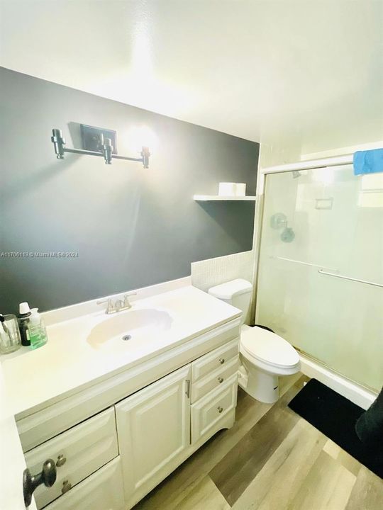 For Sale: $255,000 (2 beds, 2 baths, 1156 Square Feet)