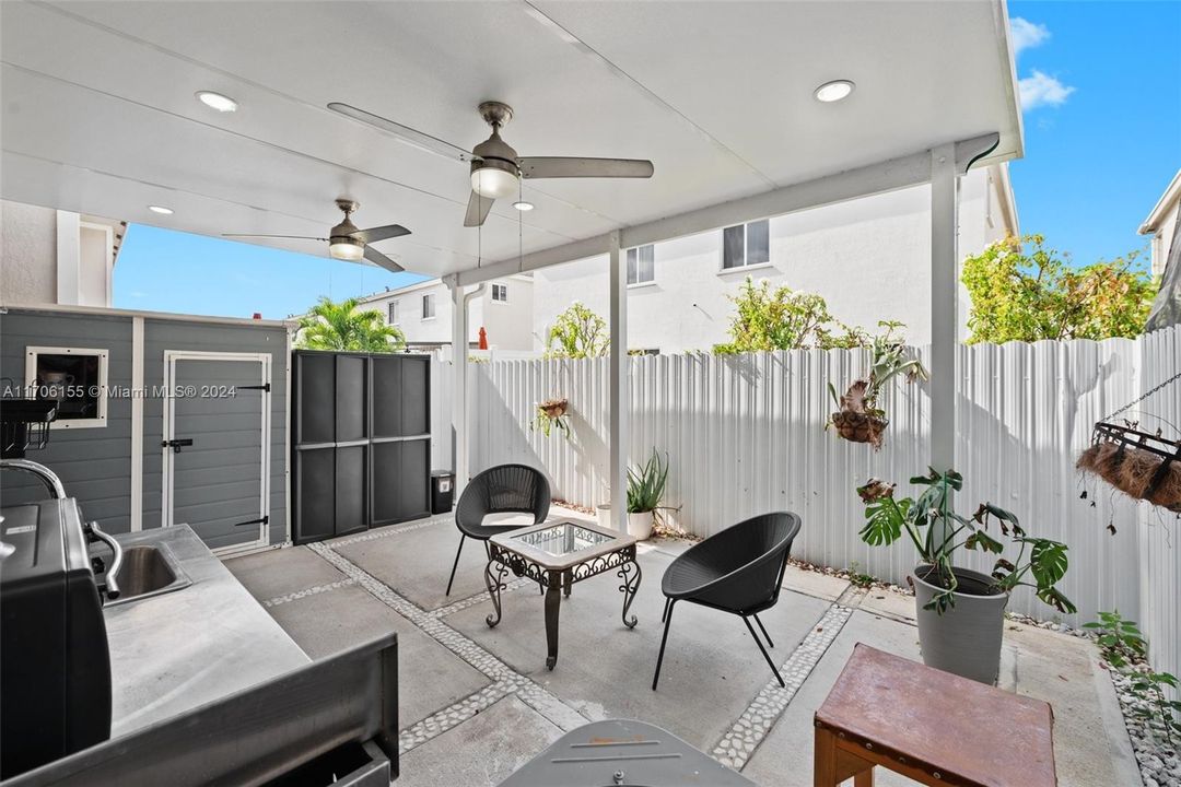 For Sale: $415,000 (3 beds, 2 baths, 1488 Square Feet)