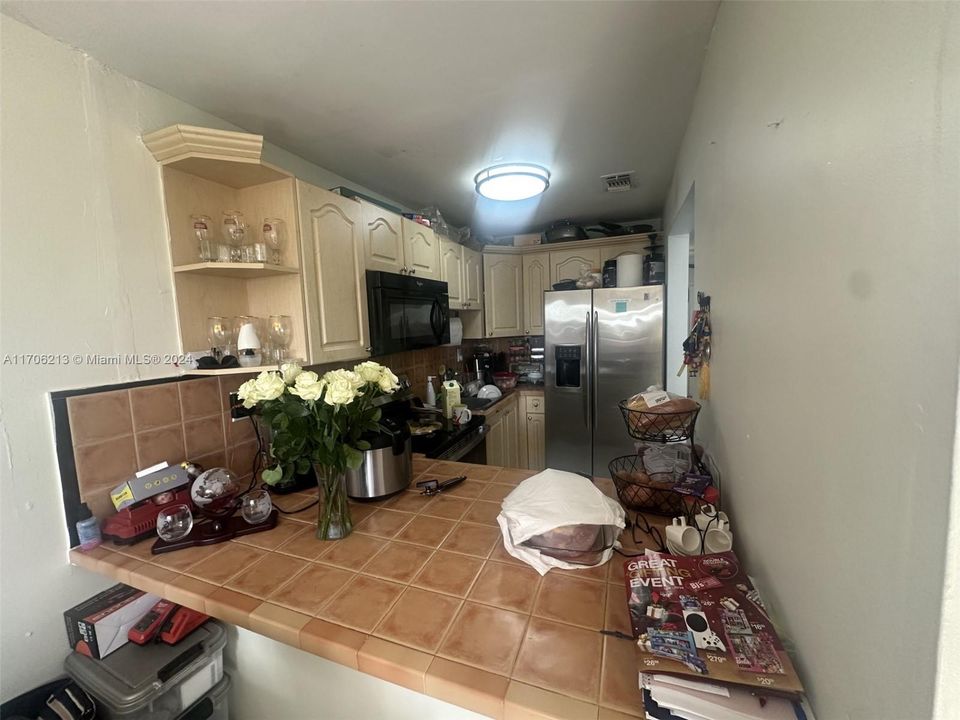 En Venta: $382,500 (2 camas, 1 baños, 936 Pies cuadrados)