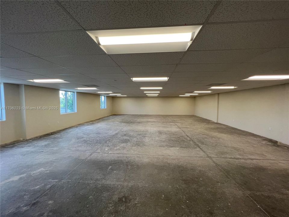 1,980 sq.ft. of Office Space