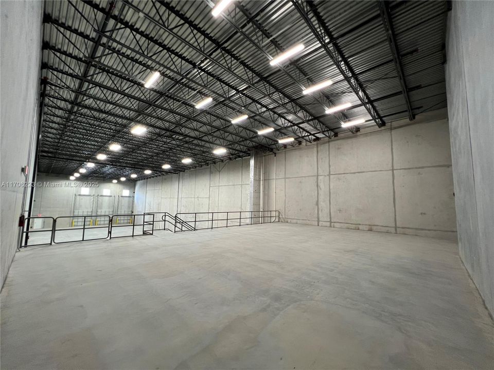 Mezzanine - 1,980 sq.ft.