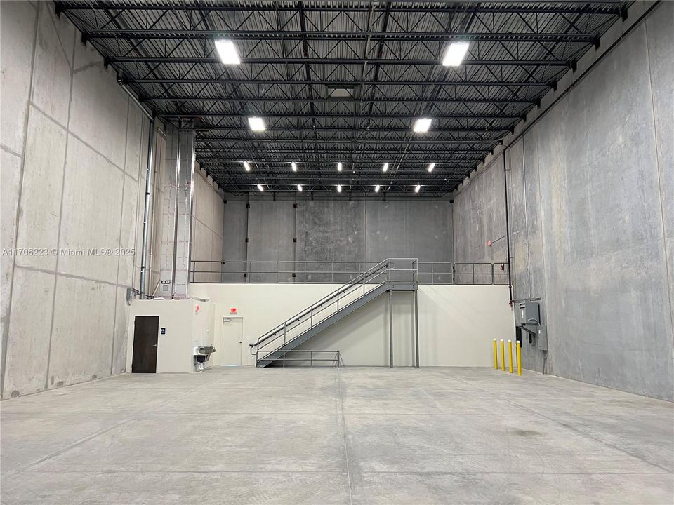 7,047 sq.ft. Warehouse Space. 30 ft. high ceilings. 2nd bathroom in the warehouse