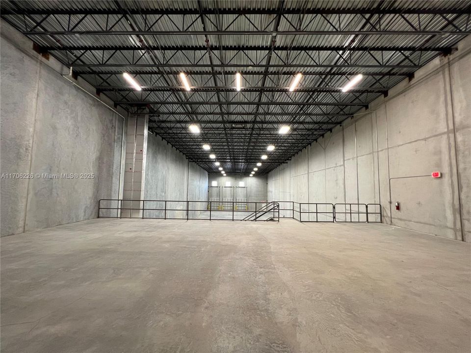 Mezzanine - 1,980 sq.ft.