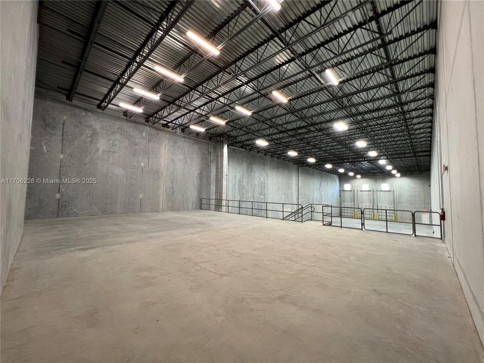 Mezzanine - 1,980 sq.ft.