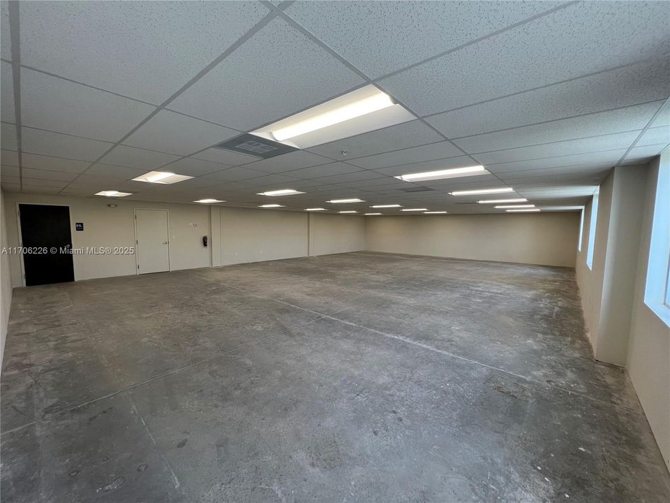 1,980 sq.ft. of Office Space. 1 bathroom inside