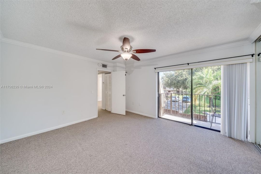 For Sale: $289,000 (2 beds, 2 baths, 1236 Square Feet)