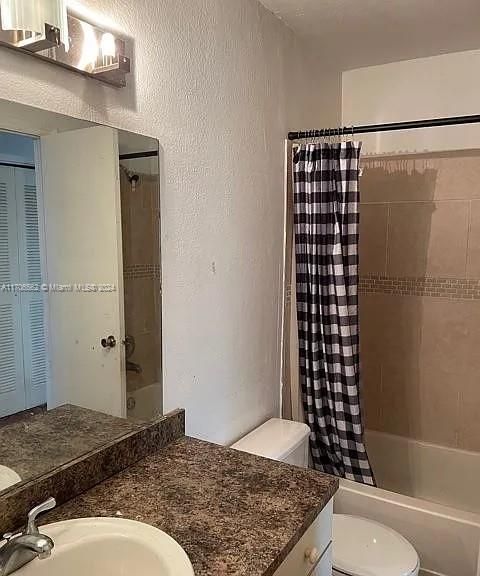 For Sale: $1,900 (2 beds, 1 baths, 912 Square Feet)