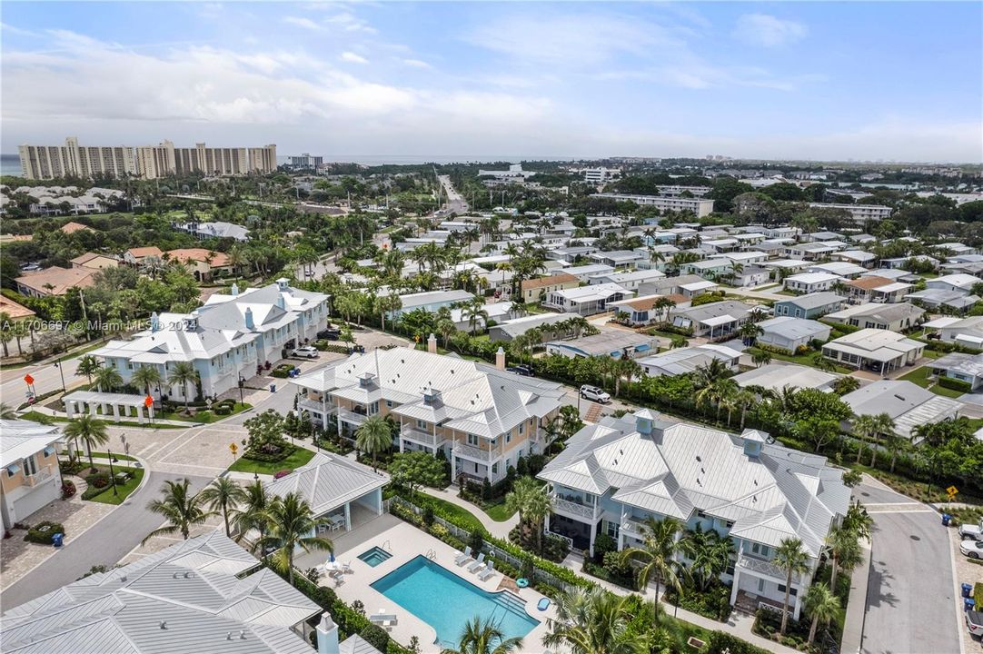 For Sale: $1,675,000 (3 beds, 2 baths, 2124 Square Feet)