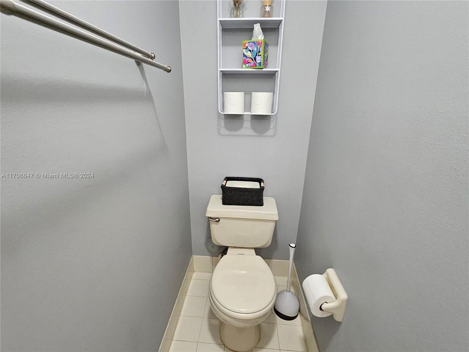 2nd bathroom