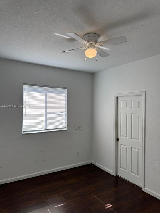 For Rent: $2,800 (3 beds, 2 baths, 5101 Square Feet)