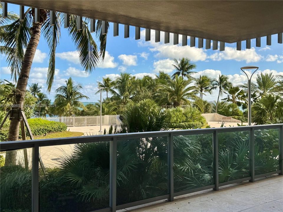 Recently Rented: $11,500 (3 beds, 2 baths, 2614 Square Feet)