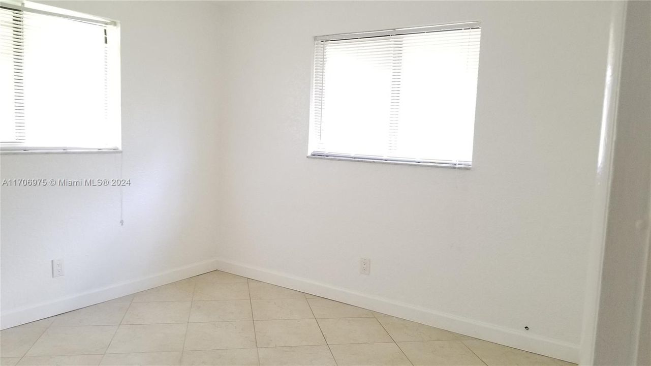 For Rent: $2,900 (2 beds, 2 baths, 1407 Square Feet)