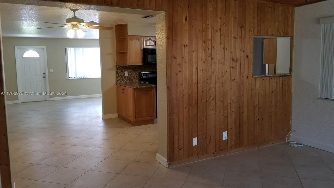 For Rent: $2,900 (2 beds, 2 baths, 1407 Square Feet)