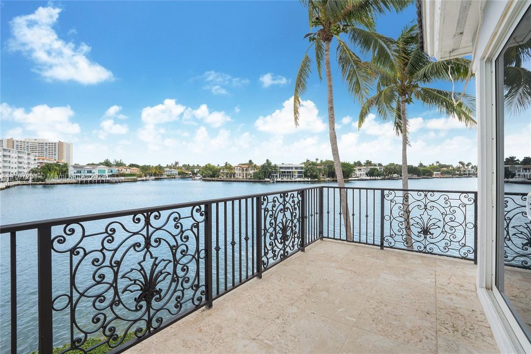 Master bath balcony