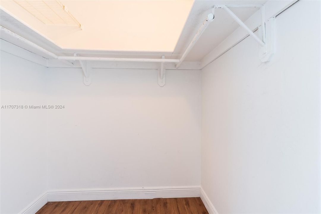 For Sale: $609,000 (2 beds, 2 baths, 1480 Square Feet)