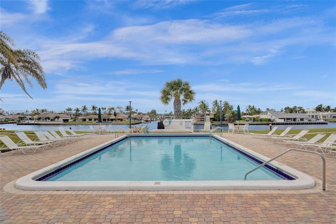 Intracoastal Heated Pool