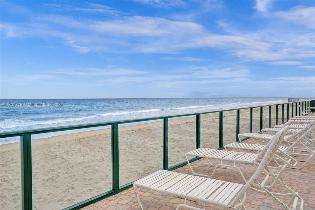 Ocean Front Pool