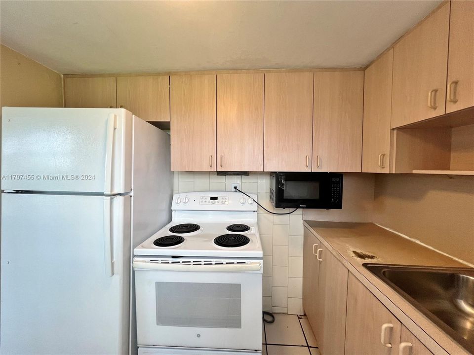 For Sale: $170,000 (1 beds, 1 baths, 0 Square Feet)