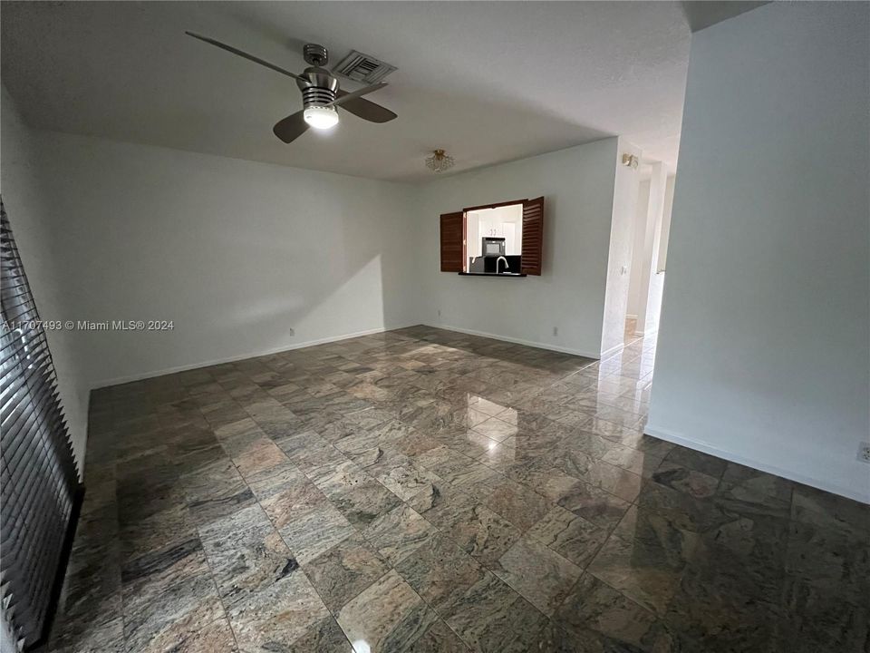 For Rent: $2,900 (3 beds, 2 baths, 1396 Square Feet)