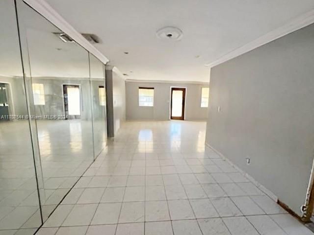 En Venta: $609,900 (4 camas, 3 baños, 2802 Pies cuadrados)