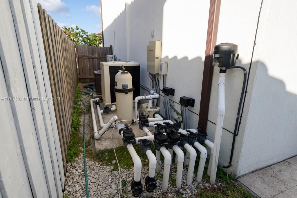 Pool Pentair heating/water system