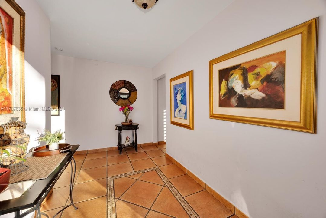 For Sale: $899,000 (4 beds, 2 baths, 1775 Square Feet)