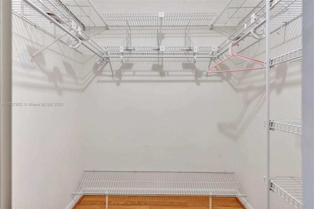 Recently Rented: $2,200 (2 beds, 2 baths, 1119 Square Feet)