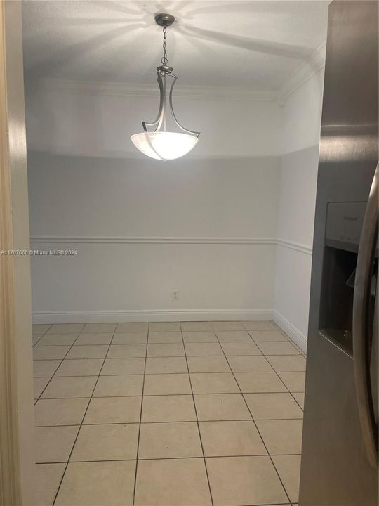 For Sale: $180,000 (2 beds, 2 baths, 1060 Square Feet)