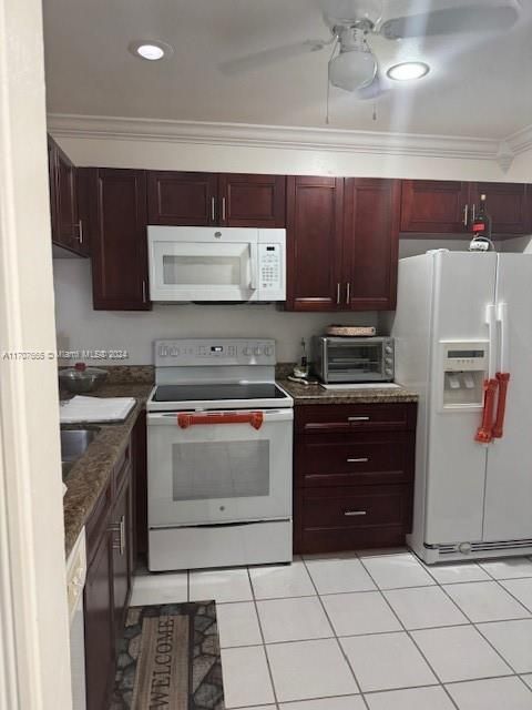 For Sale: $177,000 (2 beds, 2 baths, 920 Square Feet)