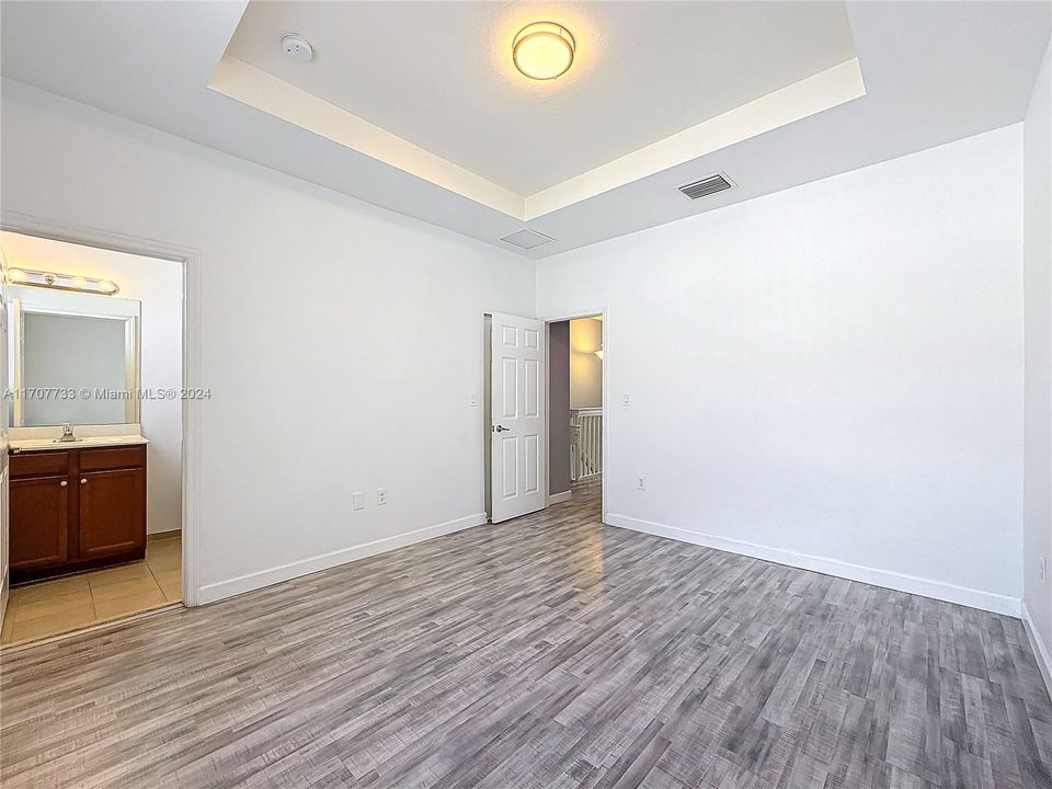 For Sale: $490,000 (3 beds, 2 baths, 1506 Square Feet)