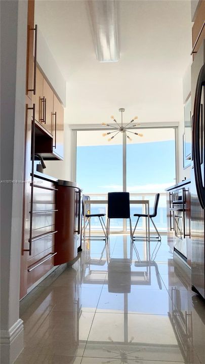 En Venta: $2,099,000 (2 camas, 2 baños, 1392 Pies cuadrados)