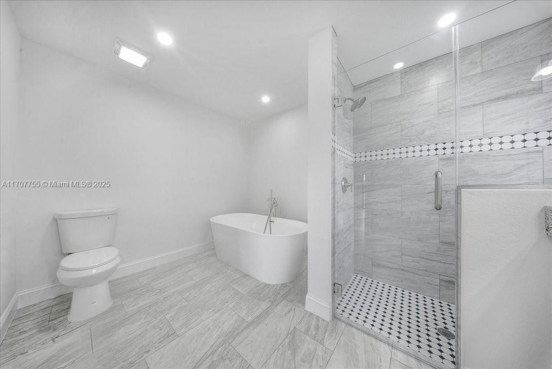 Primary MBR Bathroom