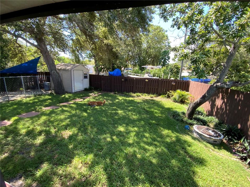 For Sale: $629,000 (3 beds, 2 baths, 1674 Square Feet)