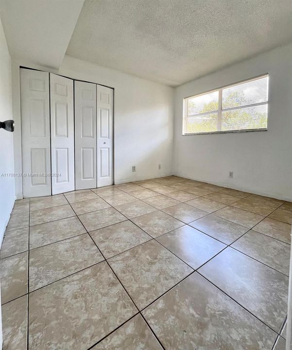 For Rent: $2,099 (3 beds, 2 baths, 1167 Square Feet)