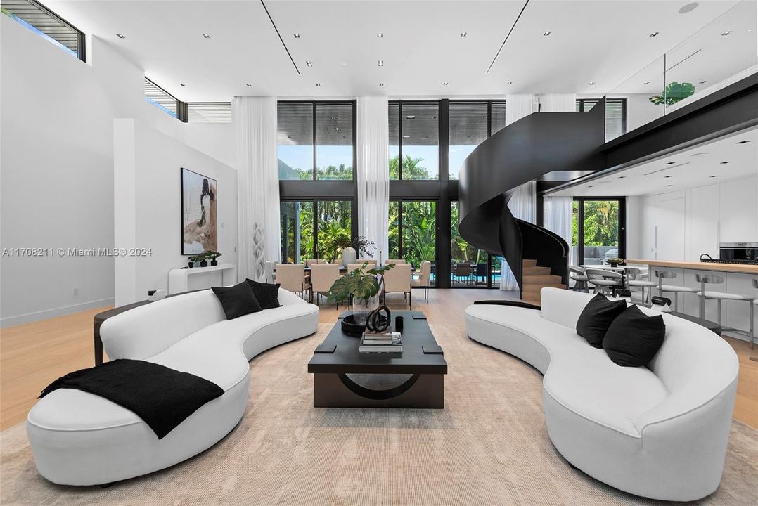 For Sale: $9,975,000 (6 beds, 9 baths, 5457 Square Feet)