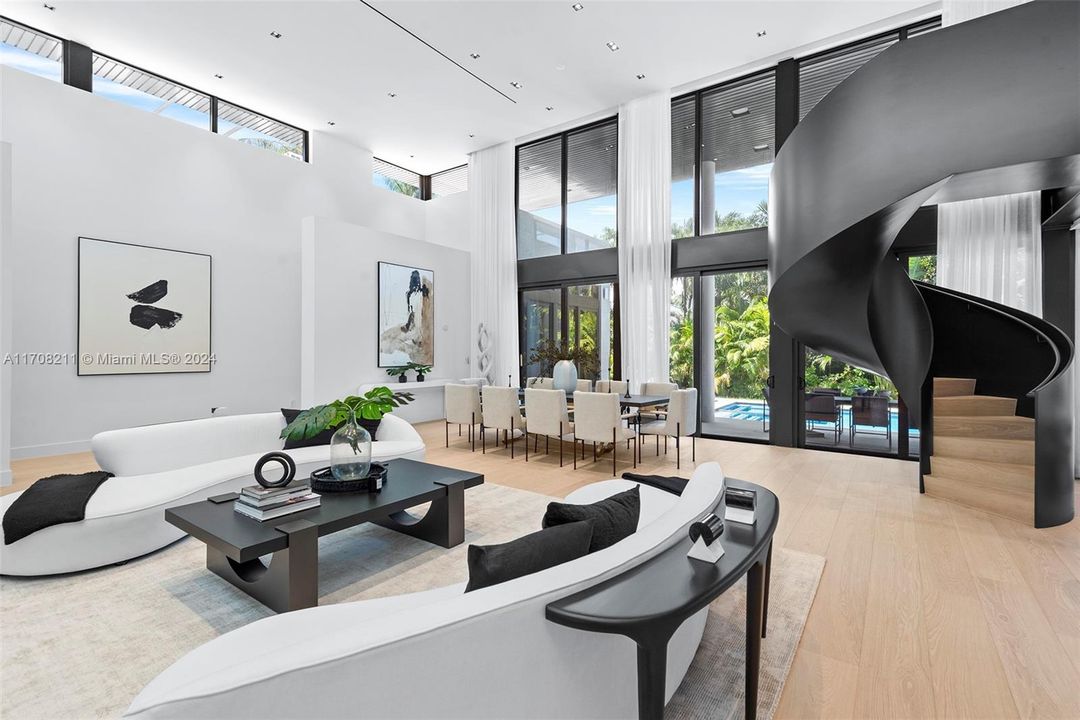 For Sale: $9,975,000 (6 beds, 9 baths, 5457 Square Feet)