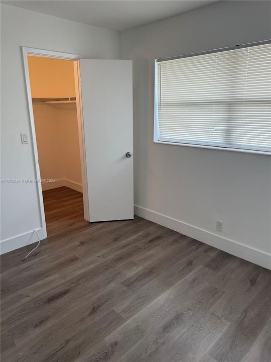 For Rent: $2,000 (2 beds, 2 baths, 894 Square Feet)