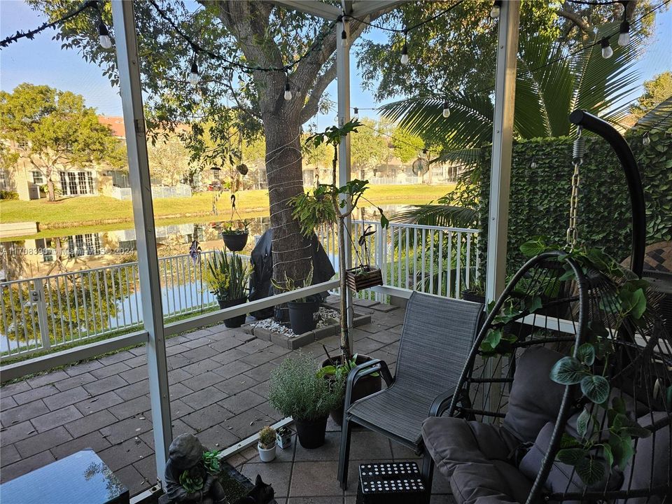 Screened Porch