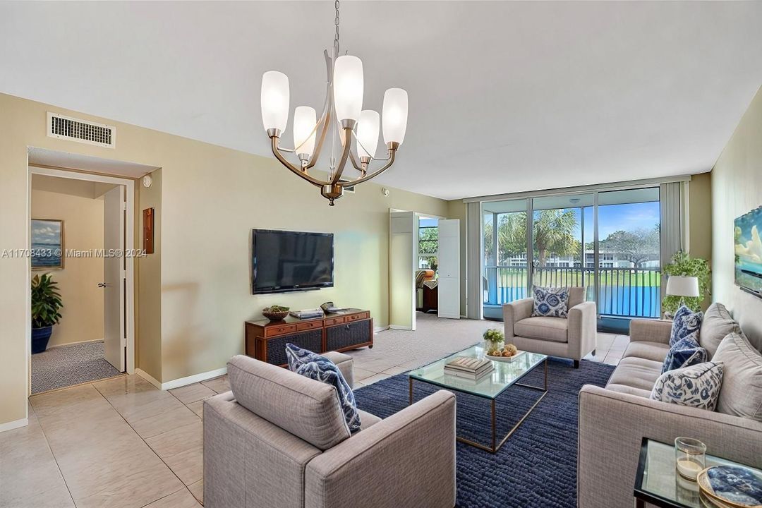 bright wide open dinning/living room