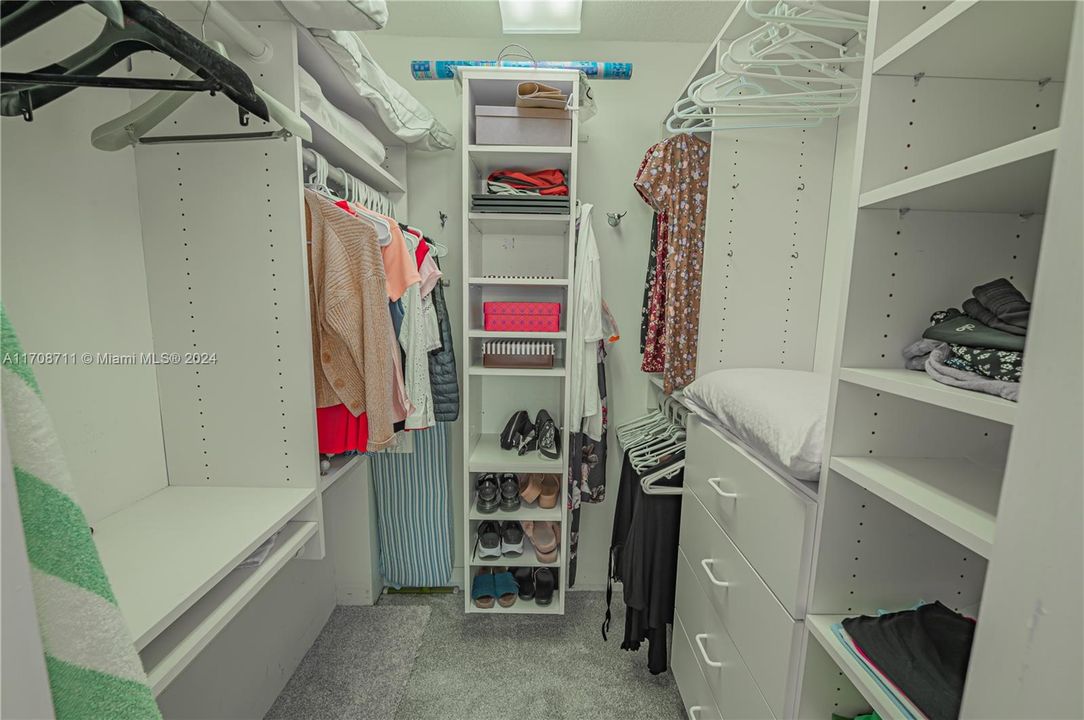 TWO EN-SUITE WALK-IN CLOSETS