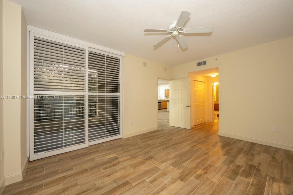 For Rent: $3,300 (2 beds, 2 baths, 1338 Square Feet)