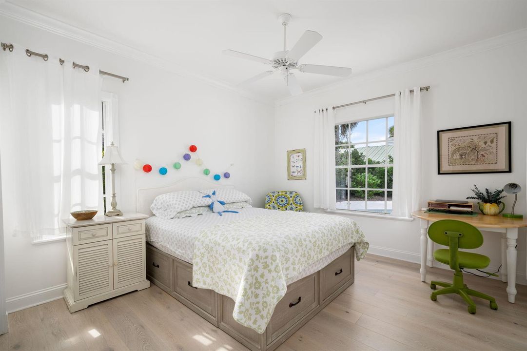 29-web-or-mls-3645 Ocean Dr-29
