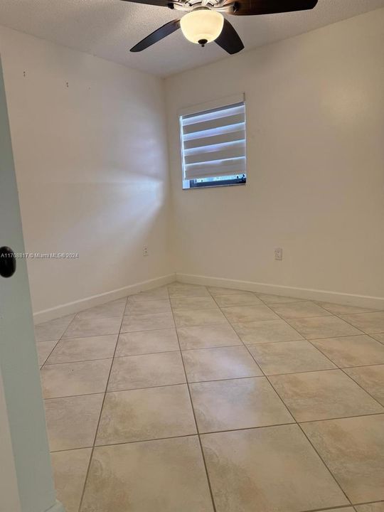 For Rent: $3,800 (4 beds, 2 baths, 2434 Square Feet)