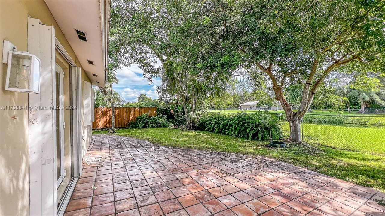 Guest house patio