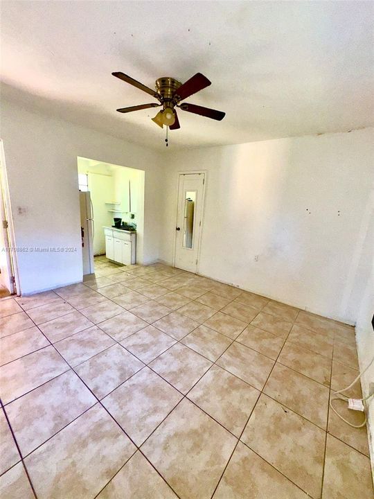 For Rent: $1,450 (0 beds, 1 baths, 0 Square Feet)